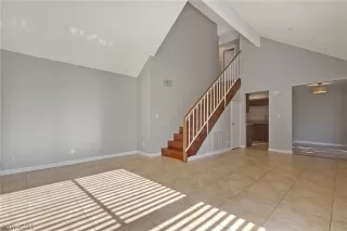 Photo #5: 2285687 Listing 