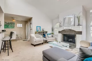 Photo #1: 2285690 Listing