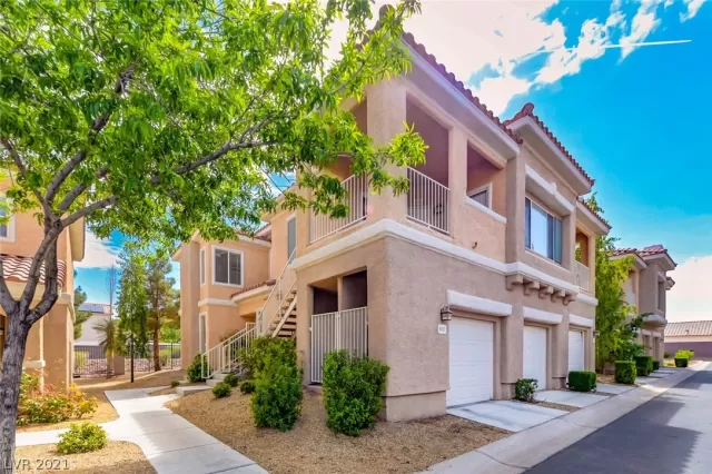 MLS: 2285697 Condo For Sale