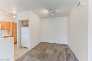 Photo #6: 2285697 Listing 