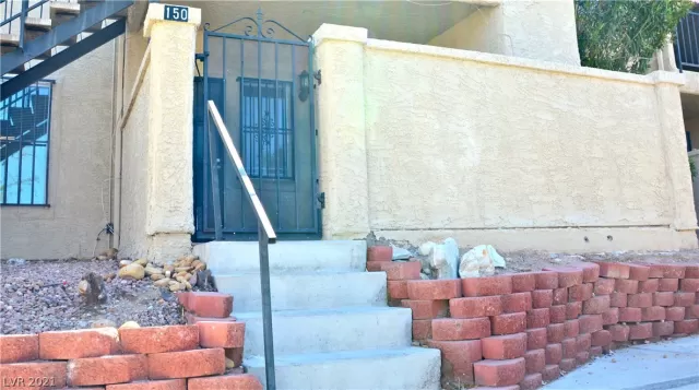 MLS: 2285713 Condo For Sale