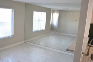 Photo #6: 2285713 Listing 