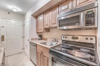 Photo #6: 2285745 Listing 