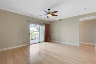 Photo #4: 2285763 Listing