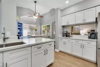 Photo #1: 2285772 Listing