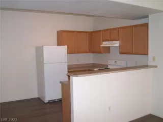 Photo #4: 2285786 Listing 