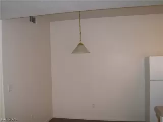 Photo #5: 2285786 Listing 