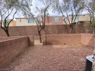 Photo #2: 2285809 Listing 