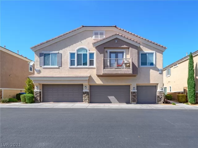 MLS: 2285882 Condo For Sale