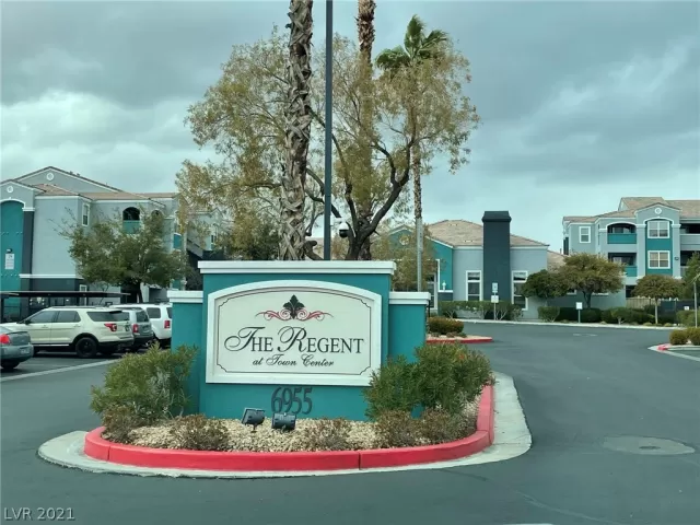 MLS: 2285904 Condo For Sale