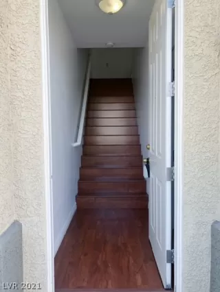 Photo #1: 2286007 Listing 