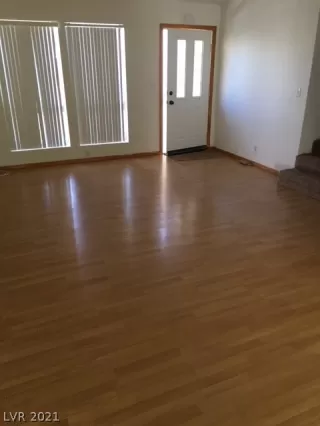 Photo #5: 2286024 Listing 
