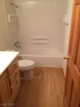 Photo #6: 2286024 Listing 