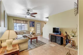 Photo #1: 2286042 Listing