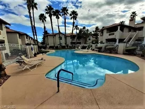 MLS: 2286045 Condo For Sale