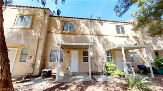 Photo #2: 2286049 Listing