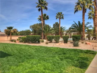 Photo #5: 2286055 Listing