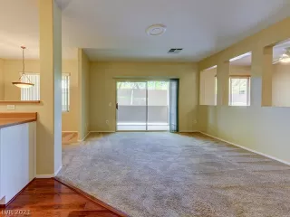 Photo #4: 2286087 Listing 