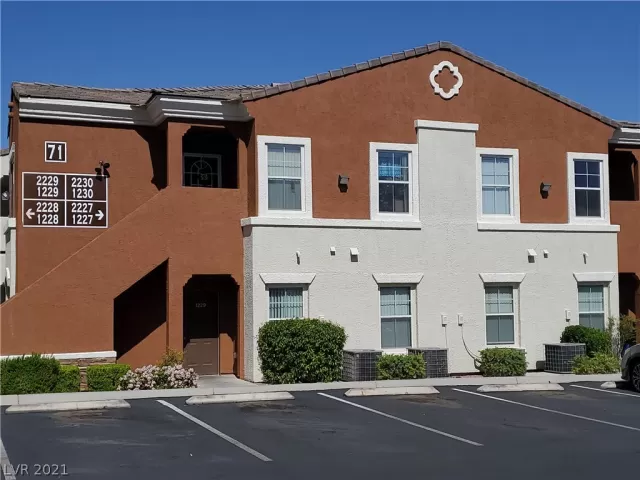 MLS: 2286098 Condo For Sale