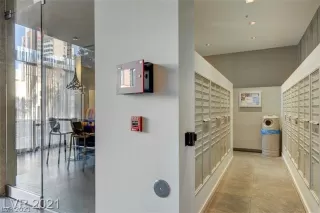 Photo #5: 2286110 Listing