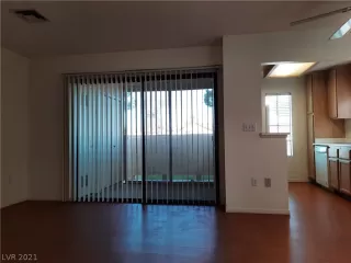 Photo #5: 2286113 Listing 