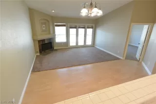 Photo #4: 2286131 Listing