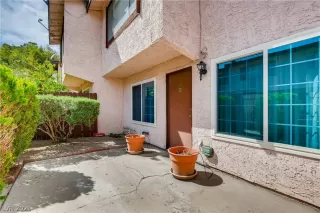 Photo #2: 2286146 Listing