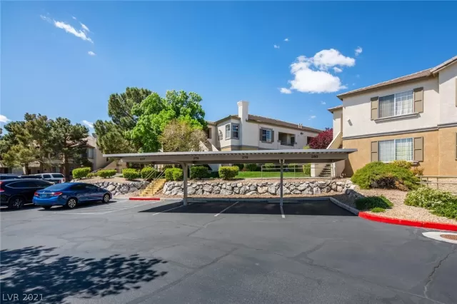 MLS: 2286147 Condo For Sale