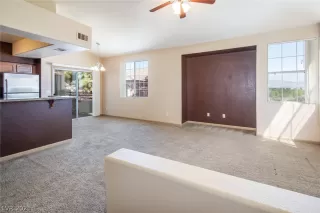 Photo #2: 2286147 Listing 