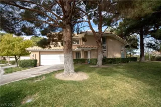 Photo #1: 2286250 Listing