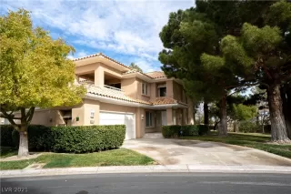 Photo #3: 2286250 Listing