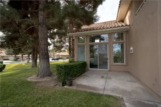 Photo #5: 2286250 Listing