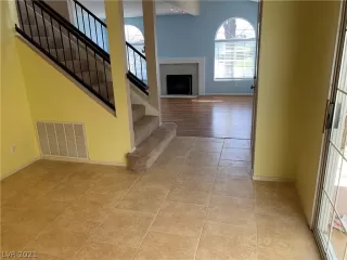 Photo #5: 2286256 Listing 