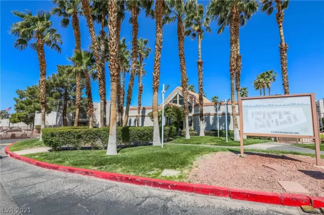 MLS: 2286290 Condo For Sale