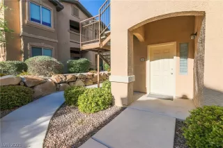 Photo #2: 2286297 Listing