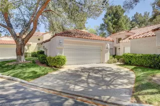 Photo #2: 2286302 Listing 