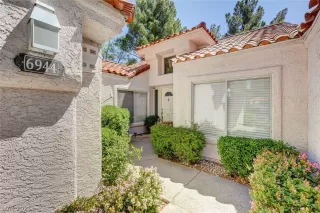 Photo #3: 2286302 Listing 