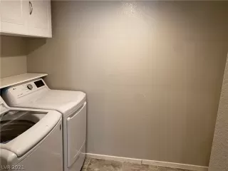 Photo #5: 2286330 Listing 