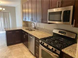 Photo #6: 2286330 Listing 