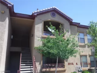 Photo #1: 2286339 Listing