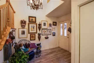 Photo #3: 2286341 Listing 