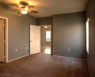 Photo #4: 2286374 Listing