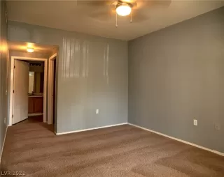 Photo #6: 2286374 Listing