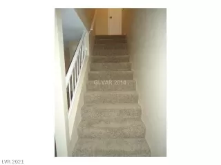 Photo #6: 2286432 Listing