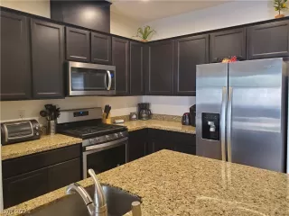 Photo #1: 2286451 Listing