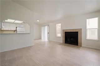 Photo #1: 2286478 Listing