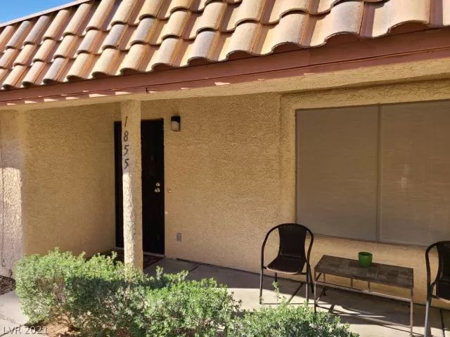 MLS: 2286500 Condo For Sale