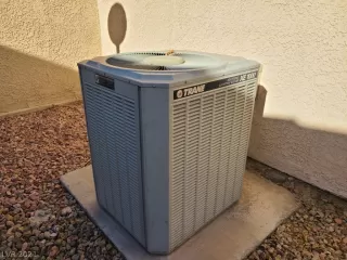 Photo #5: 2286500 Listing