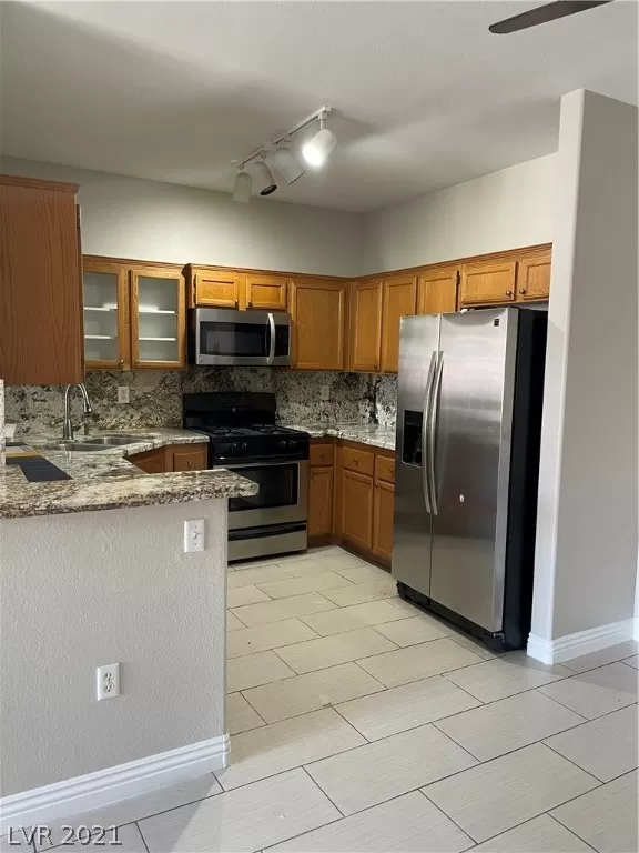 MLS: 2286521 Condo For Sale