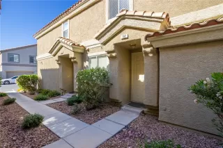 Photo #2: 2286562 Listing